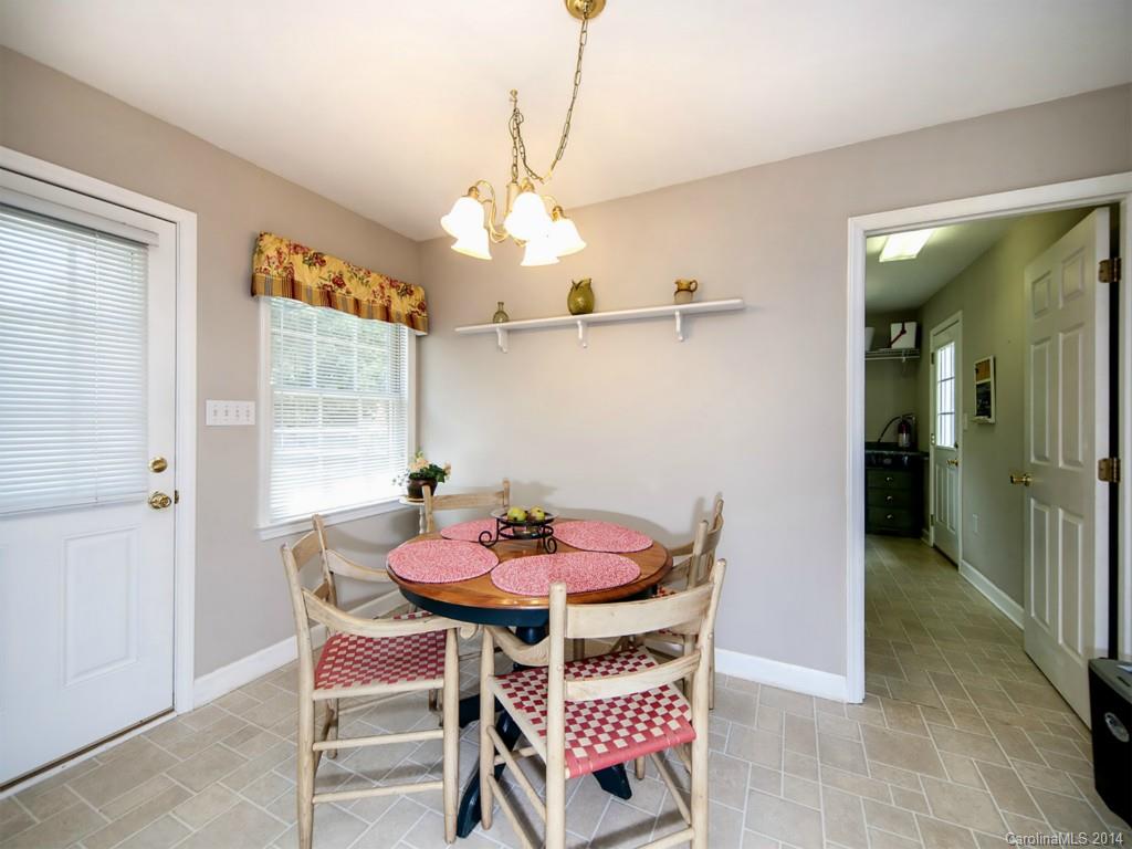 1140 Turnbridge Road Charlotte, NC 28226 - Photo 10 of 24 Gallery Image 10