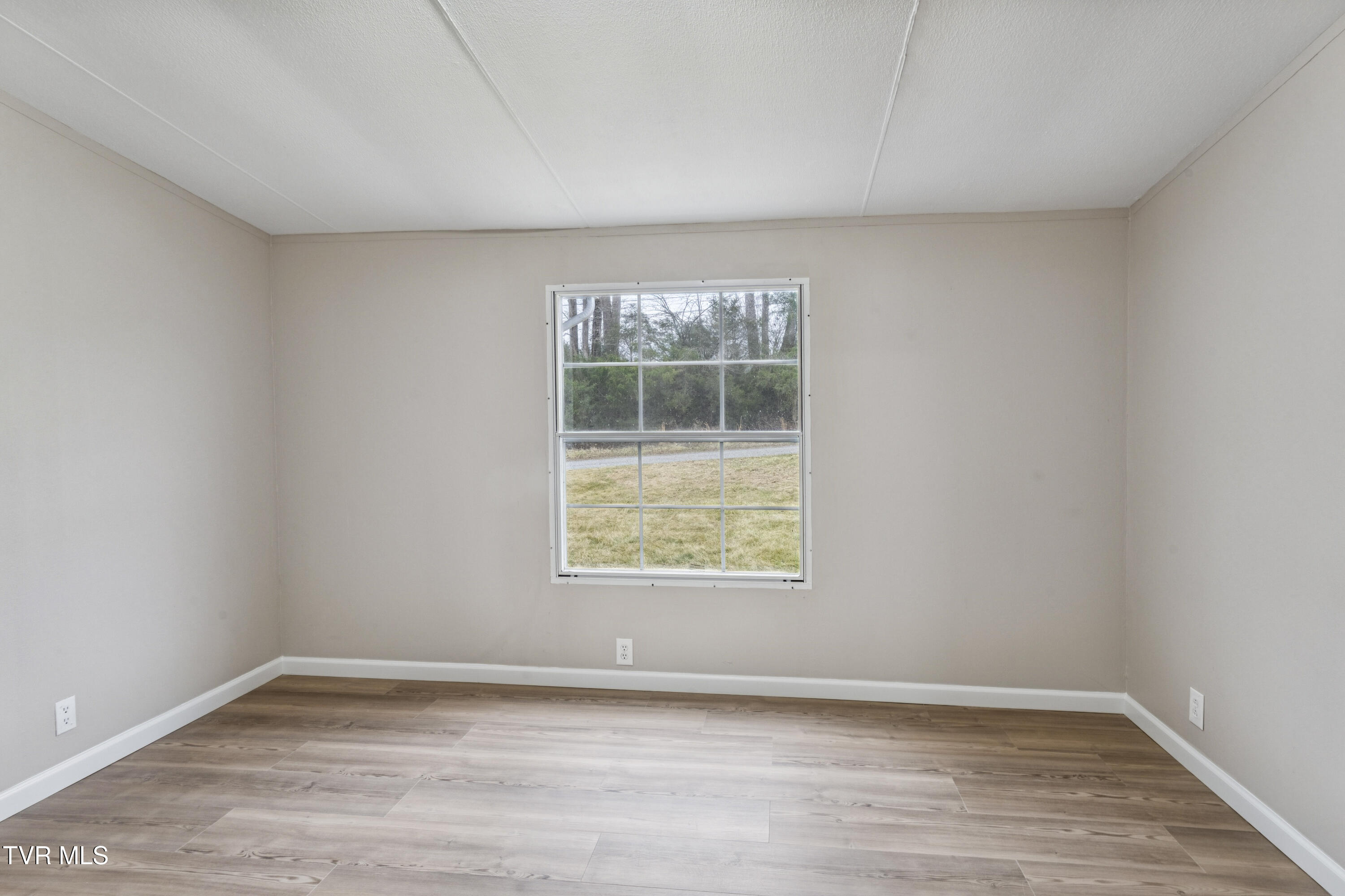 7057 Erwin Highway Chuckey, TN 37641 - Photo 17 of 39 ErwinHwy--16