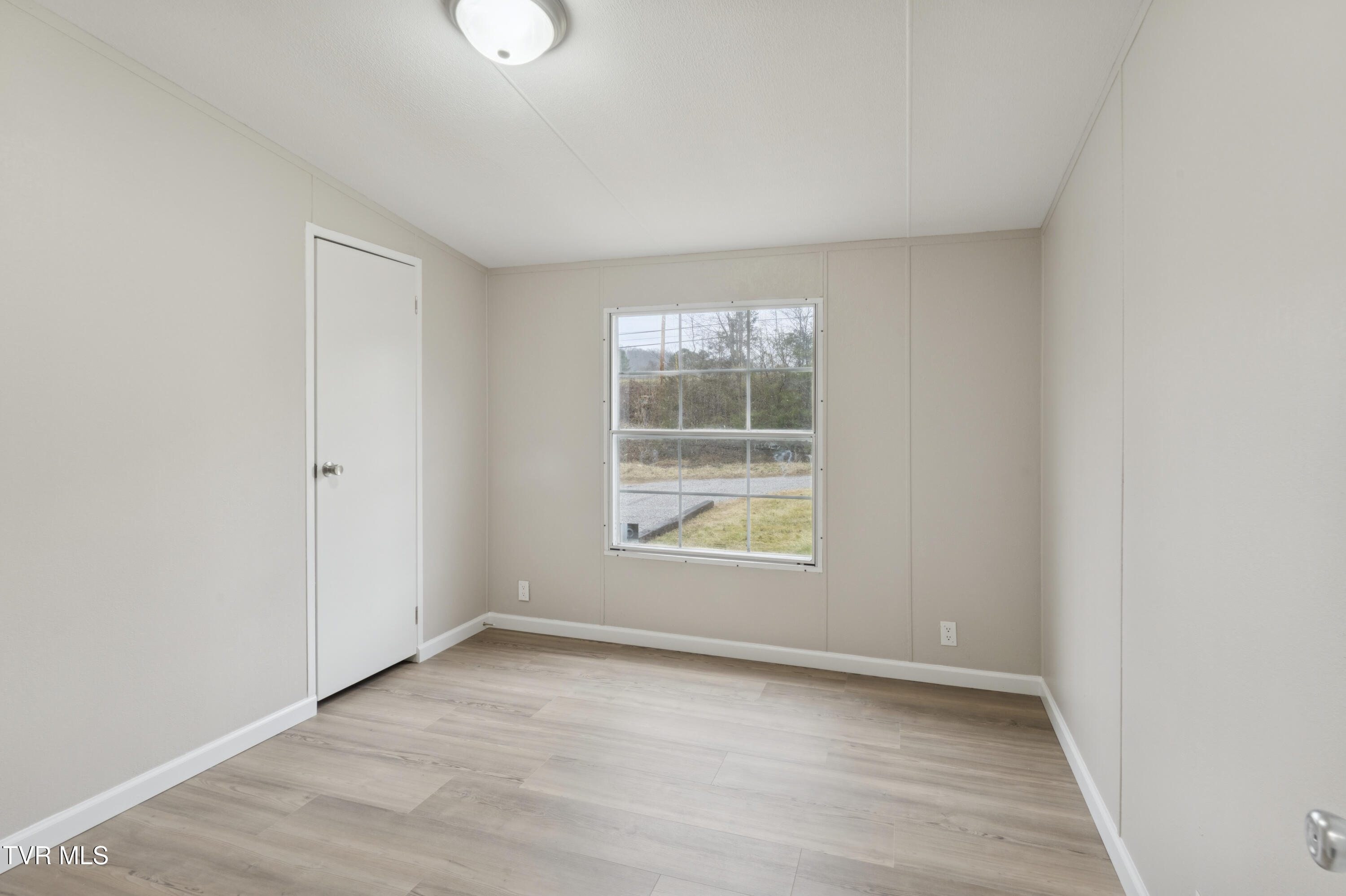 7057 Erwin Highway Chuckey, TN 37641 - Photo 24 of 39 ErwinHwy--23