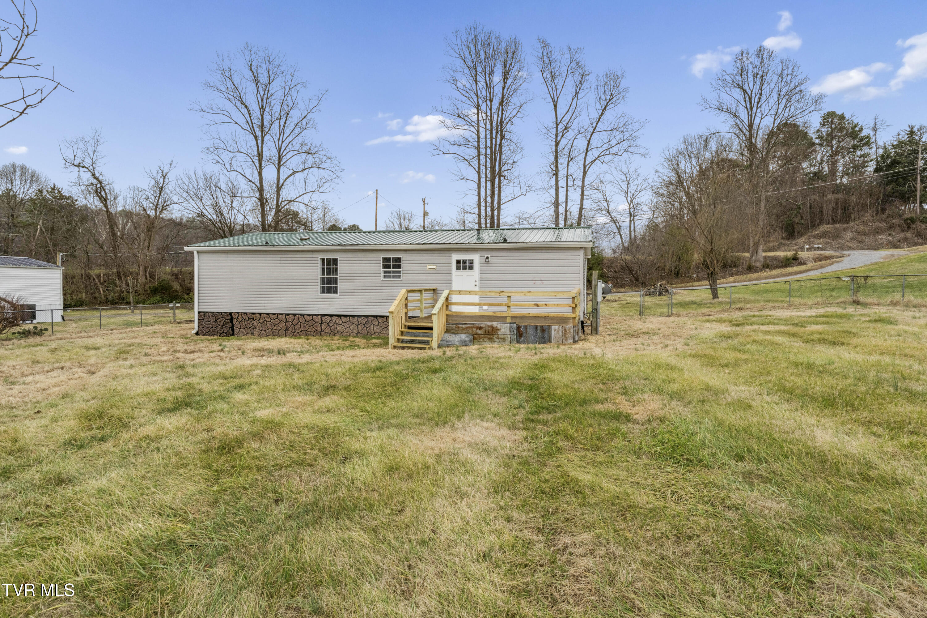 7057 Erwin Highway Chuckey, TN 37641 - Photo 33 of 39 ErwinHwy--32