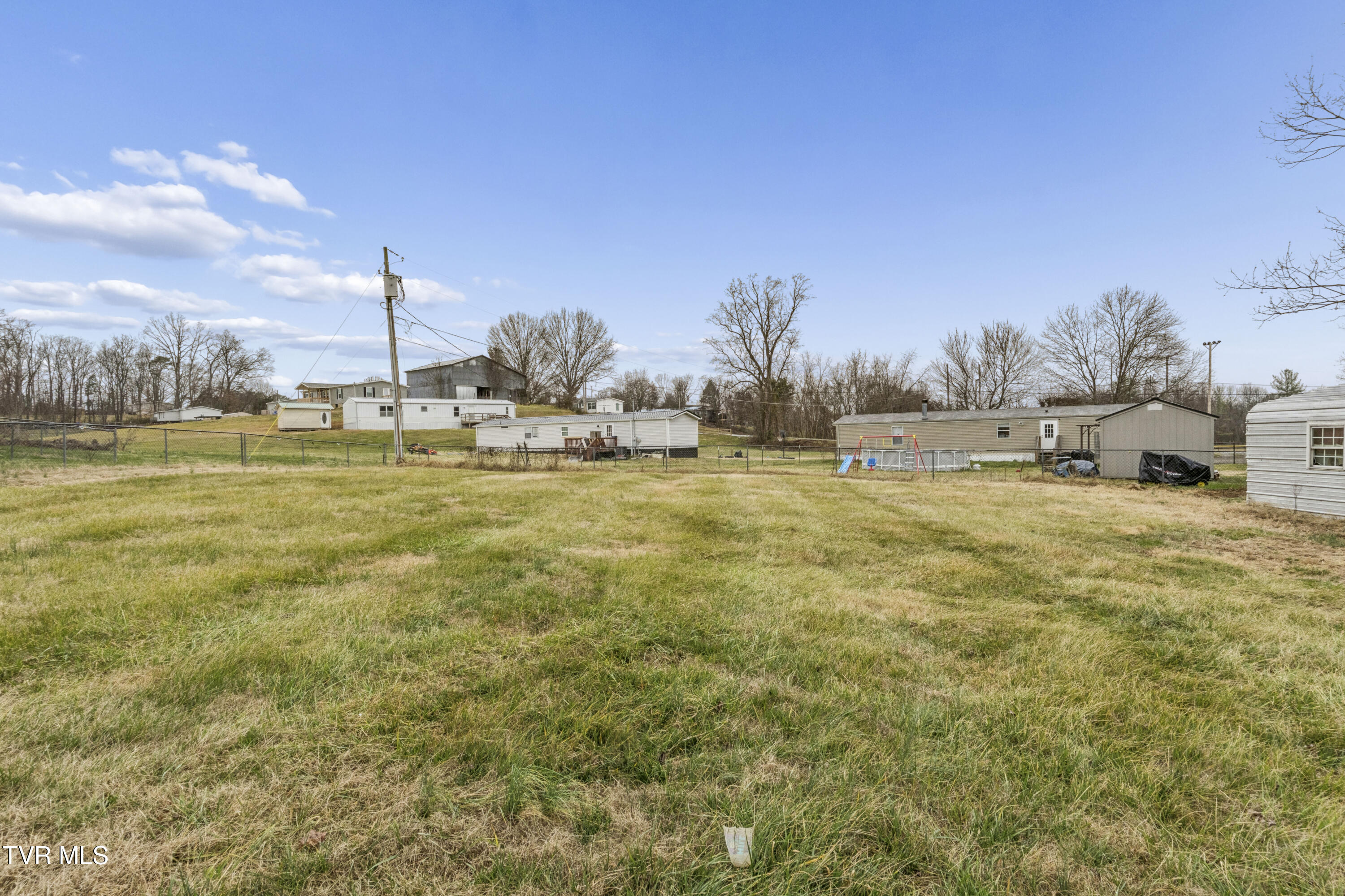 7057 Erwin Highway Chuckey, TN 37641 - Photo 34 of 39 ErwinHwy--33