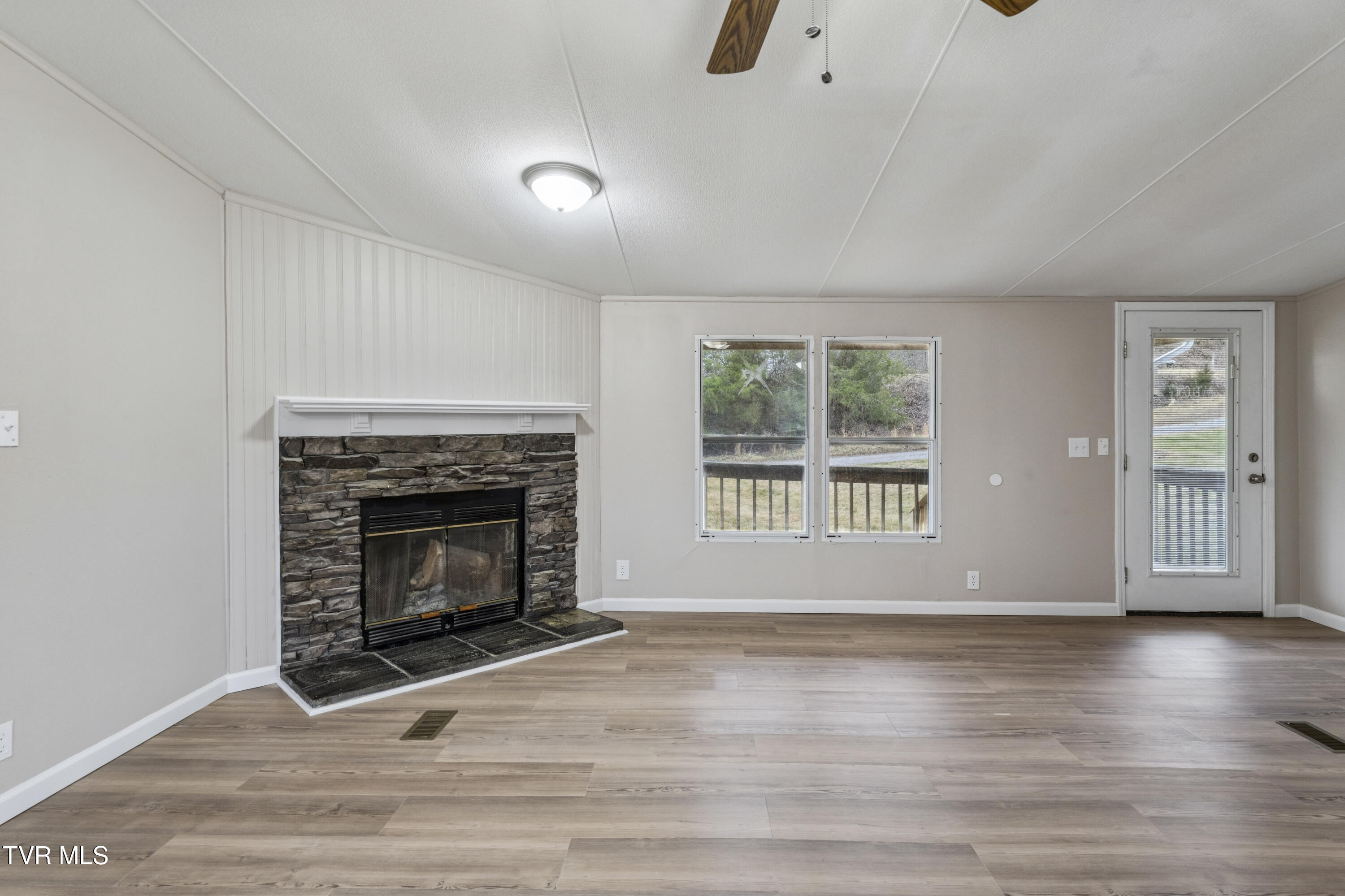 7057 Erwin Highway Chuckey, TN 37641 - Photo 6 of 39 ErwinHwy--14