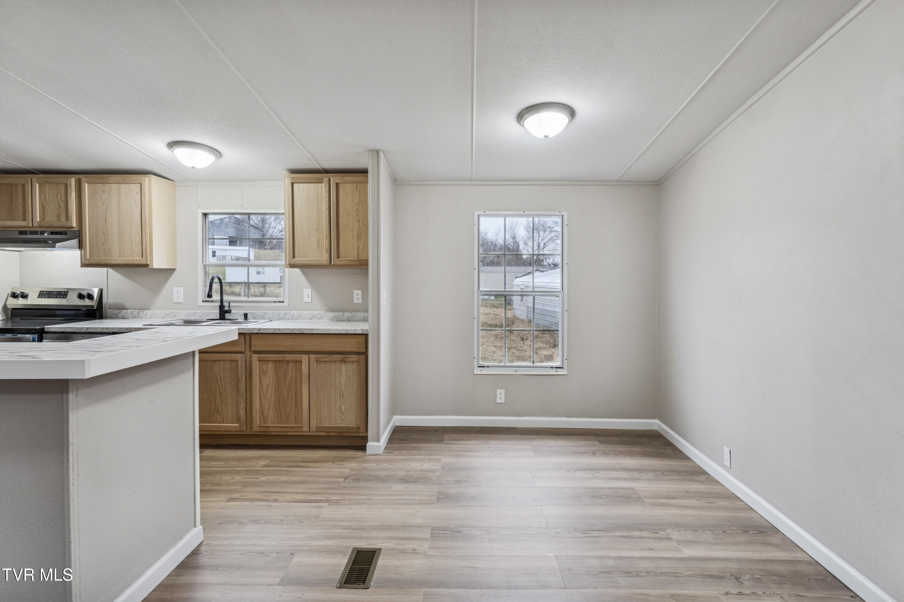 7057 Erwin Highway Chuckey, TN 37641 - Photo 9 of 39 ErwinHwy--7