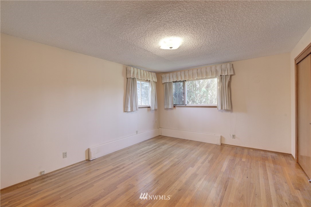 427 Logan Road Lynnwood, WA 98036 - Photo 6 of 13 Gallery Image 6