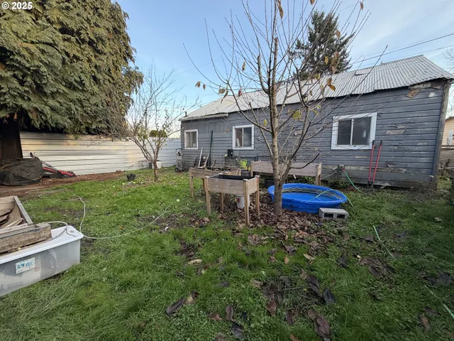 $325,000 | 1018 7th Street Northwest, Salem, OR 97304