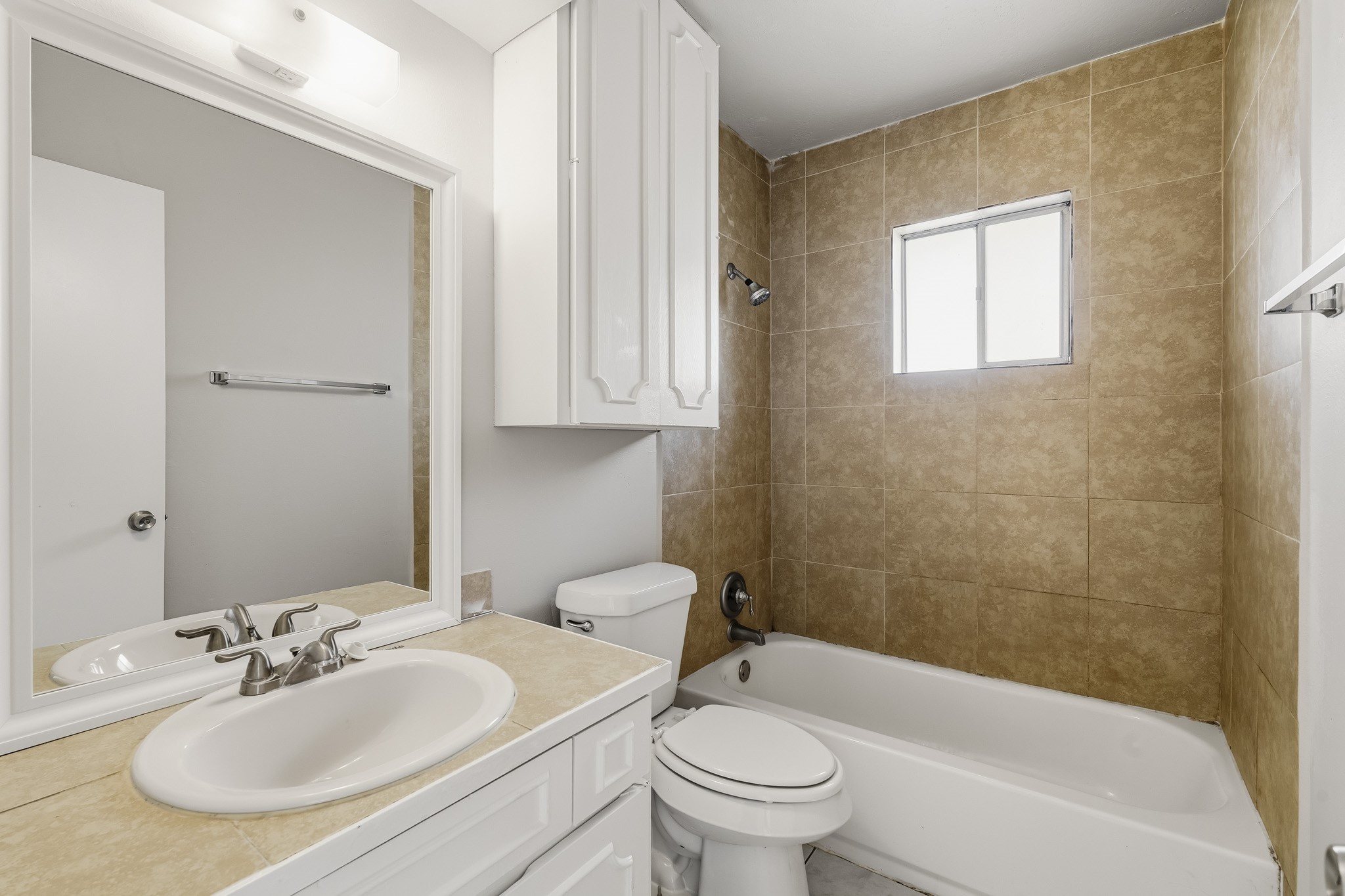 5239 Selinsky Road Houston, TX 77048 - Photo 13 of 18 Gallery Image 13
