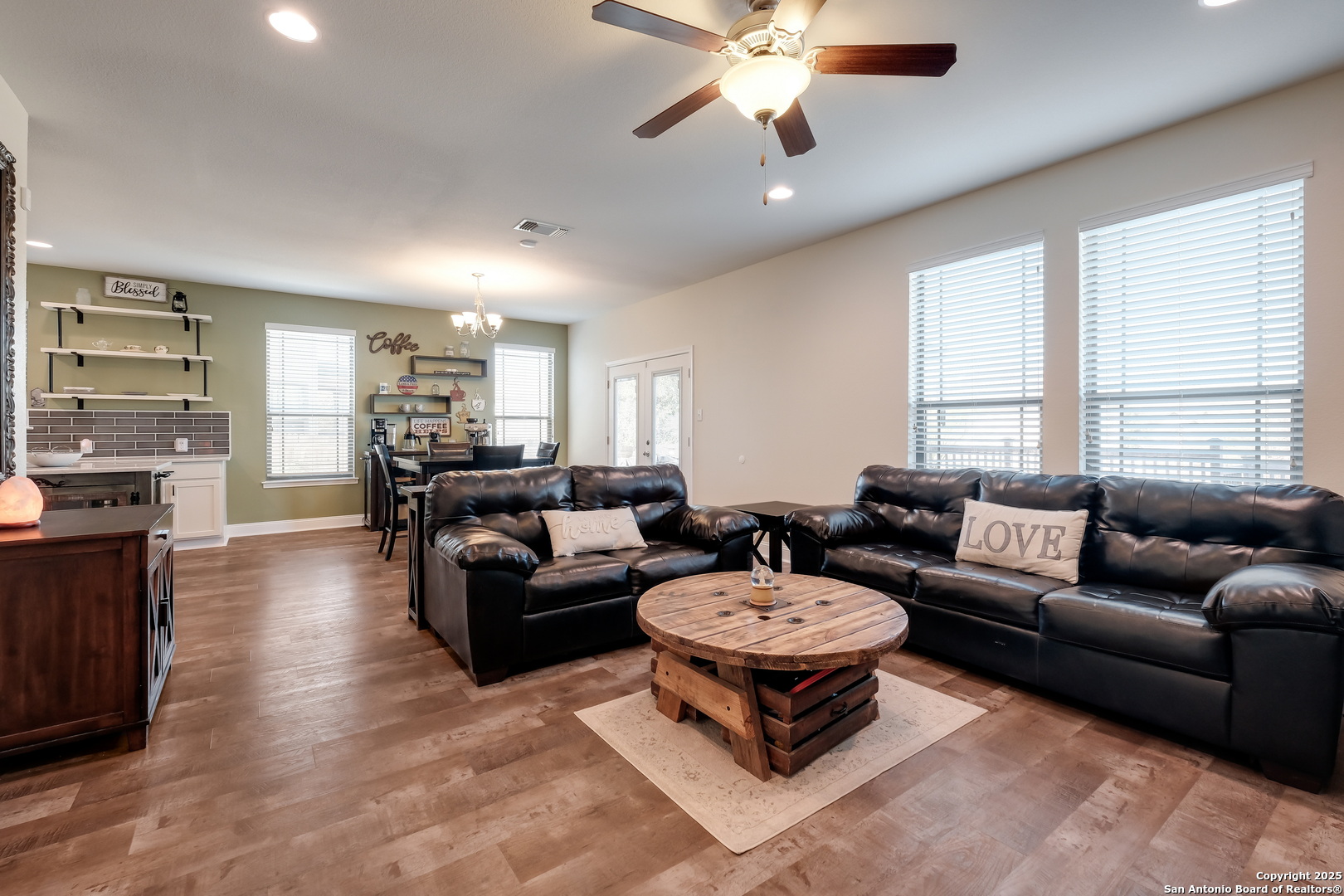 7207 Kitty Court Converse, TX 78109 - Photo 4 of 19 a living room with furniture and a large window