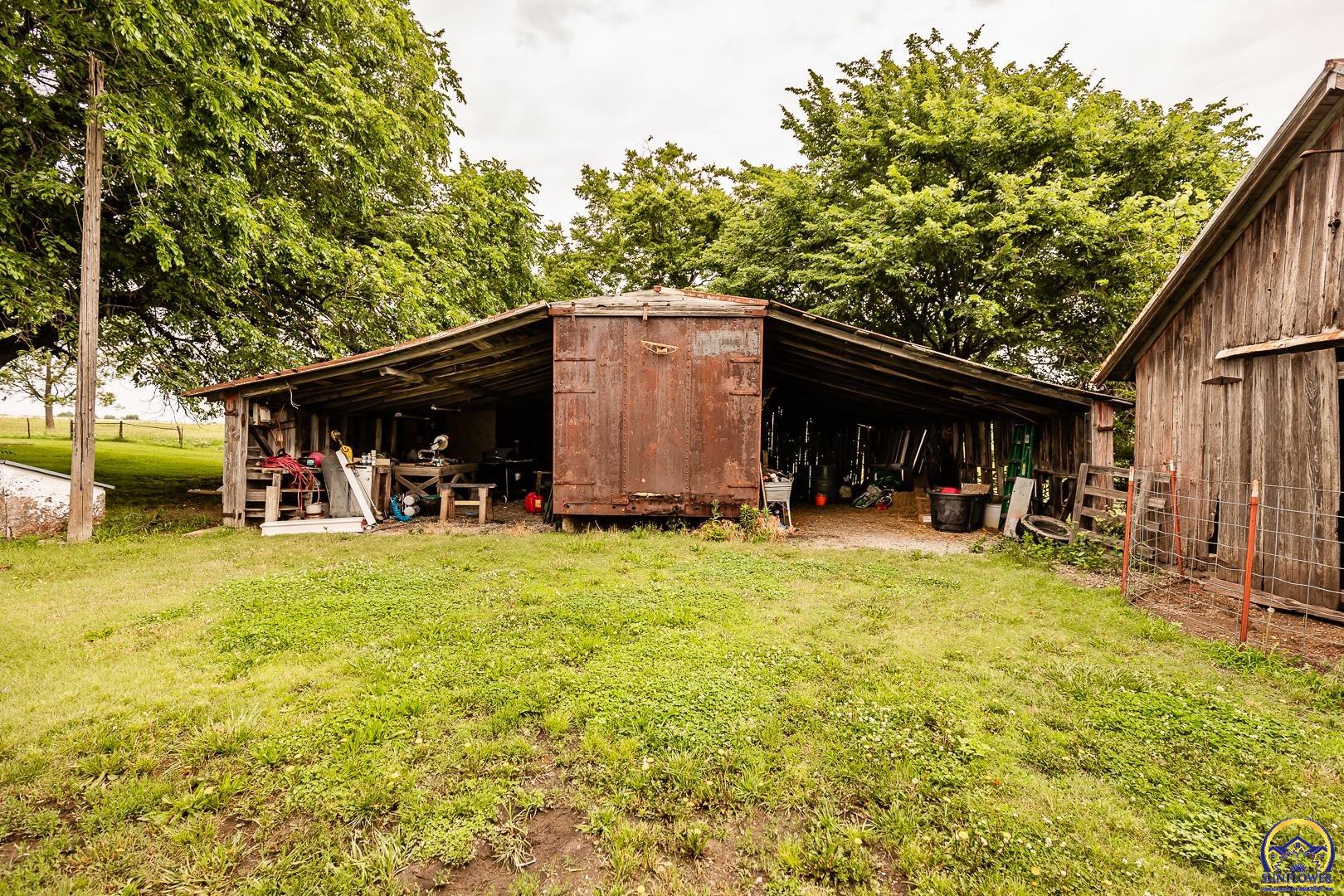 2626 Rd F Americus, KS 66835 - Photo 49 of 70