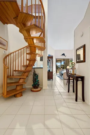 a view of entryway and hall