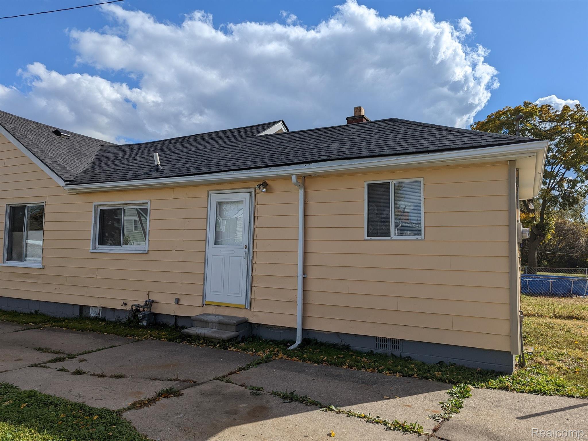 4356 Spring Hill Avenue Inkster, MI 48141 - Photo 22 of 26 Side/Entry home
