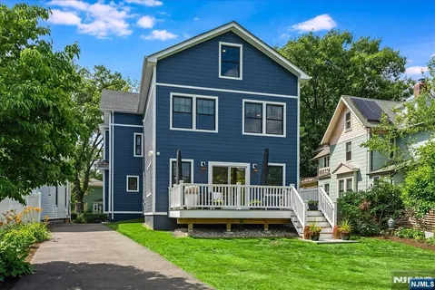 $1,900,000 | 27 Montclair Avenue, Montclair, NJ 07042