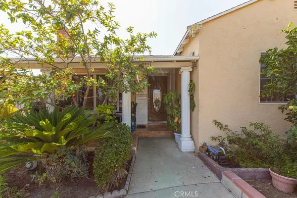 $988,888 | 7731 Klump Avenue, Los Angeles, CA 91352