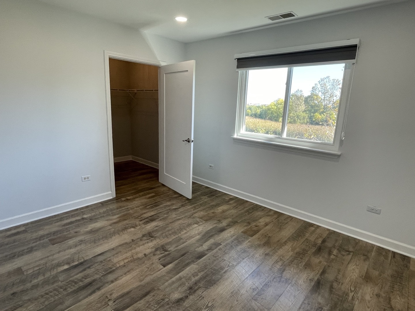 881 North Swift Road, Unit 308 Addison, IL 60101 - Photo 15 of 21 Gallery Image 15