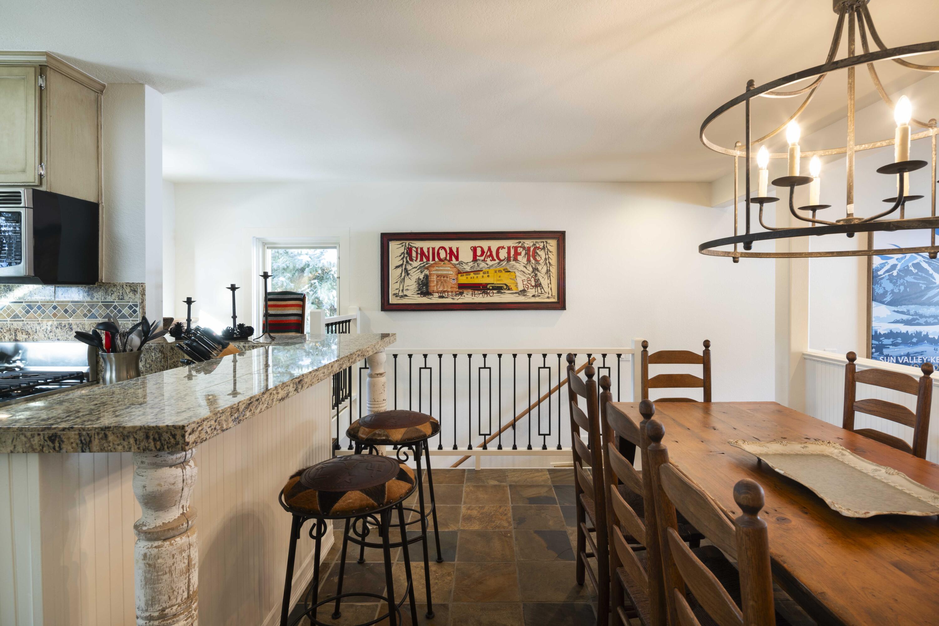2639 Ridge Lane, Unit 39 Sun Valley, ID 83353 - Photo 12 of 35 Banister