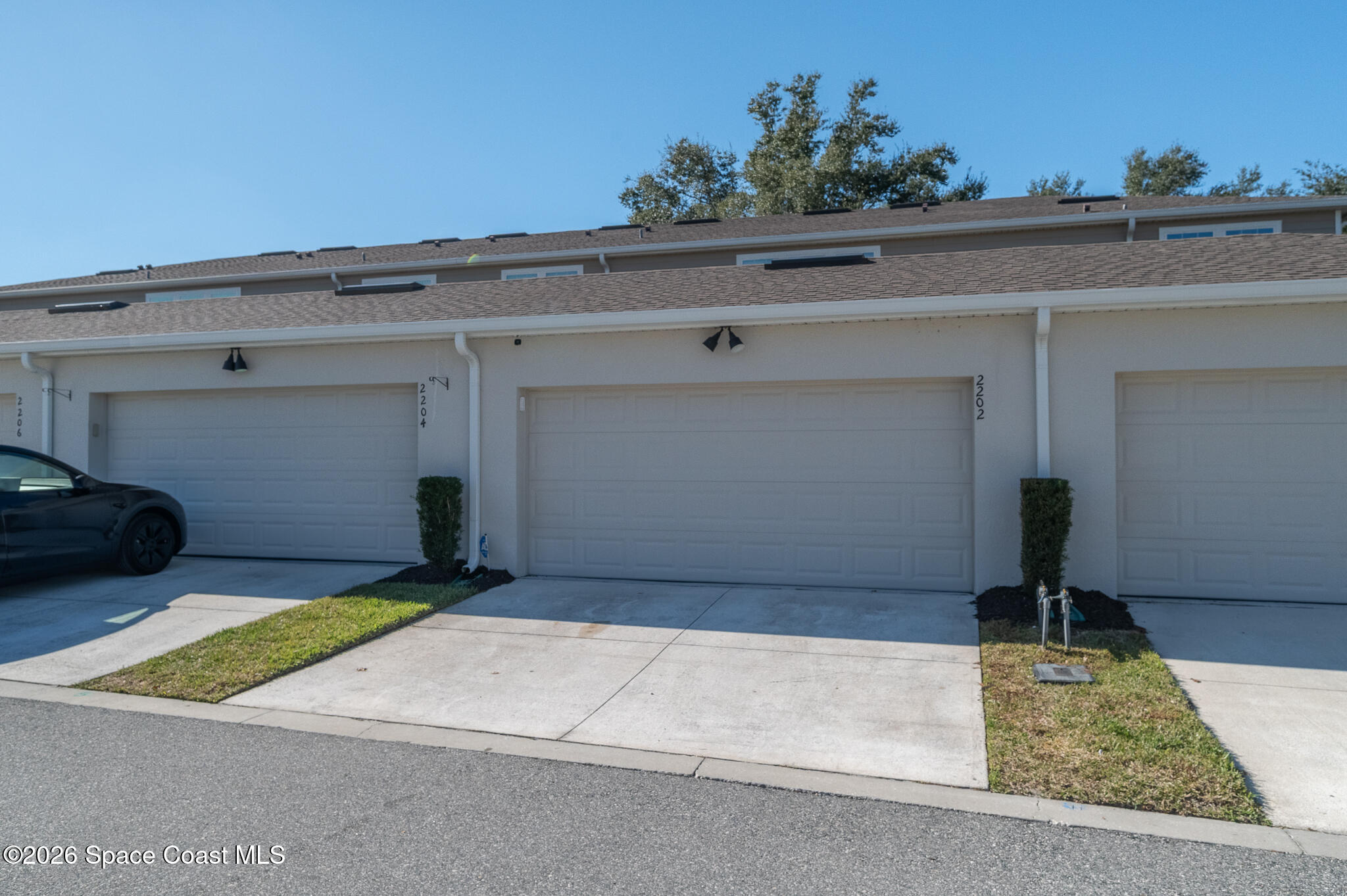2202 Gopher Tortoise Terrace Oakland, FL 34787 - Photo 40 of 42 a front view of a house