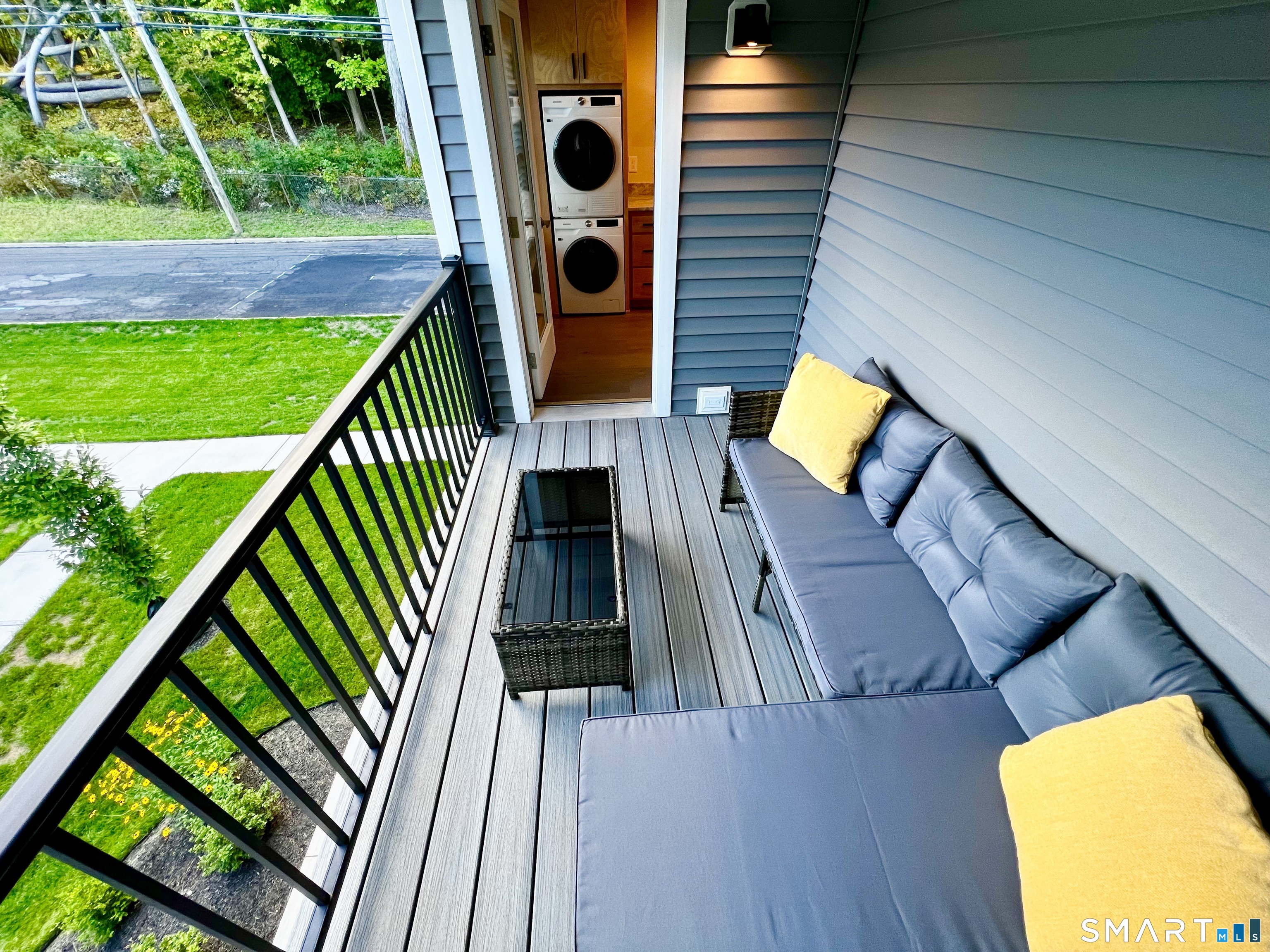 179 Butternut Street, Unit 6 Middletown, CT 06457 - Photo 20 of 34 a view of swimming pool from a balcony