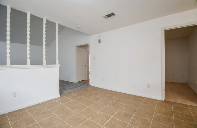 $2,000 | 6411 Teal Run Drive, Houston, TX 77035