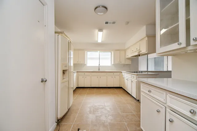 $2,000 | 6411 Teal Run Drive, Houston, TX 77035