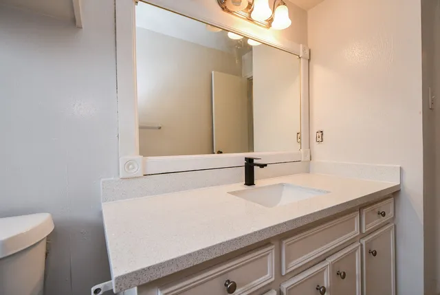 $2,000 | 6411 Teal Run Drive, Houston, TX 77035