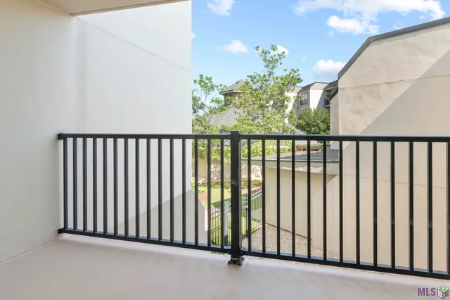 $91,900 | 2045 North 3rd Street, Unit 215, Baton Rouge, LA 70802