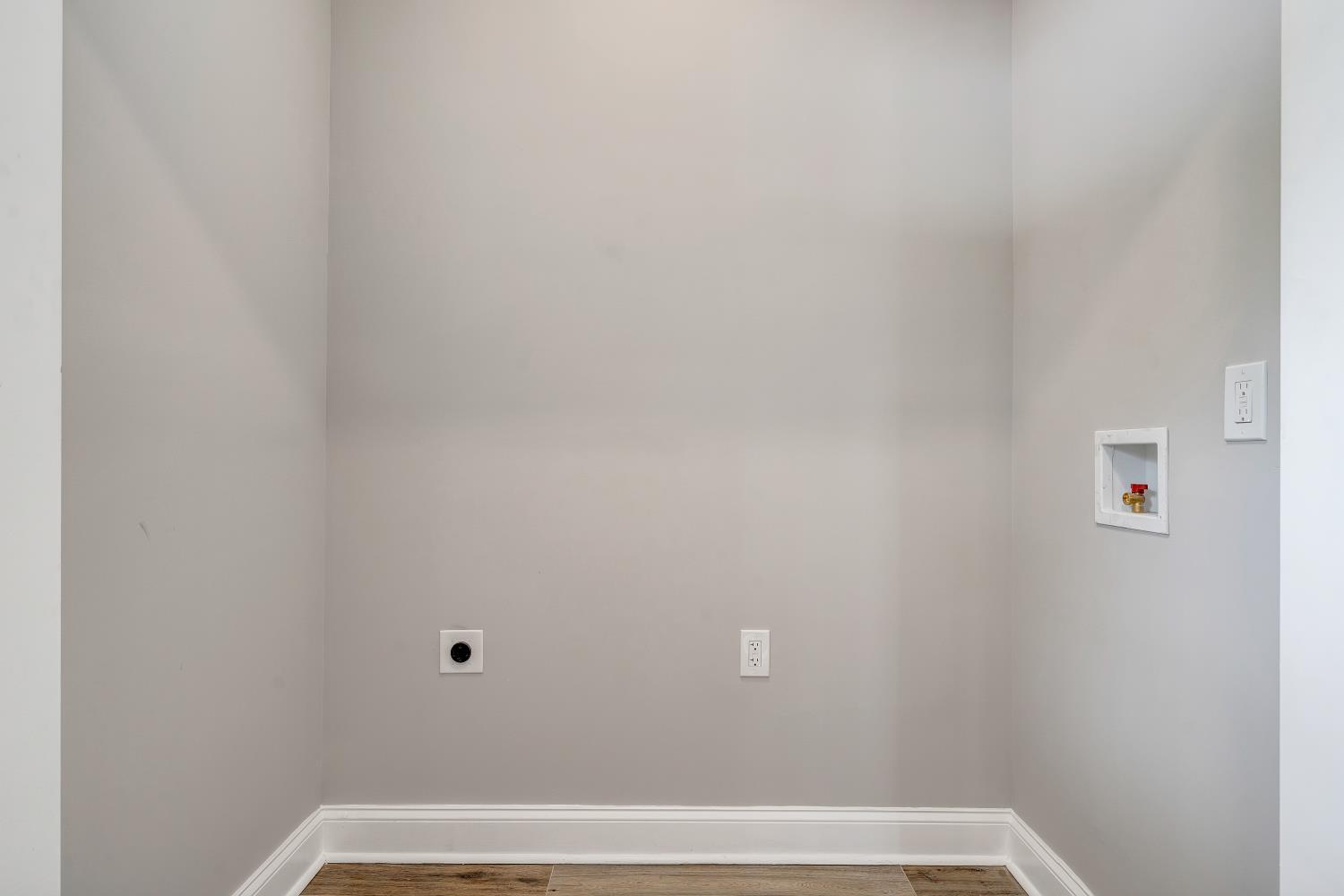 18 13th Street Southwest Roanoke, VA 24016 - Photo 20 of 41 IMG_3003