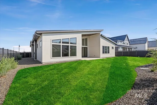 $949,900 | 7689 West Lookout Vw Street, Unit SIENNA, Meridian, ID 83646