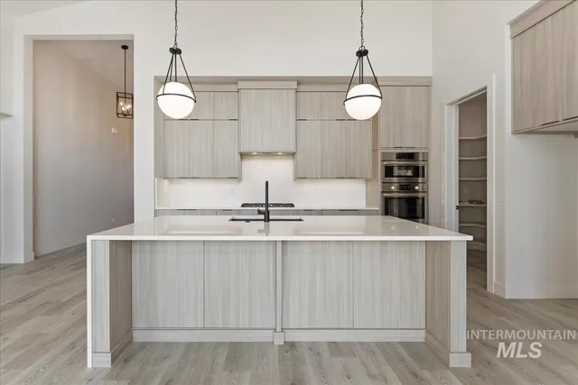 $949,900 | 7689 West Lookout Vw Street, Unit SIENNA, Meridian, ID 83646