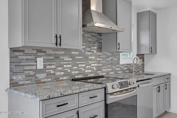 $485,000 | 405 Terrace Avenue, Toms River, NJ 08753