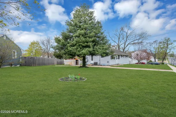 $485,000 | 405 Terrace Avenue, Toms River, NJ 08753