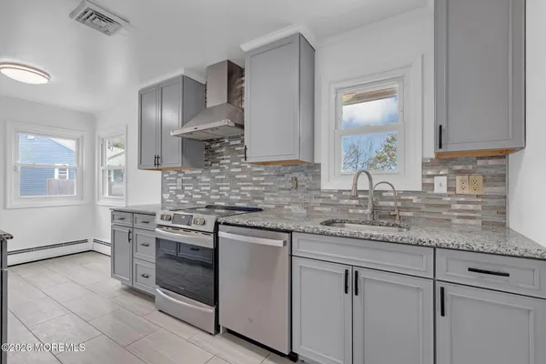 $485,000 | 405 Terrace Avenue, Toms River, NJ 08753