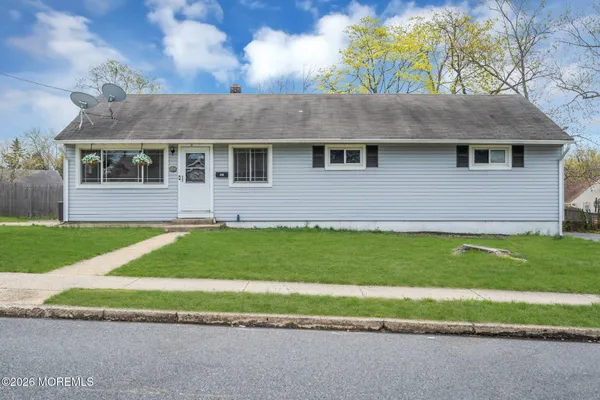 $485,000 | 405 Terrace Avenue, Toms River, NJ 08753