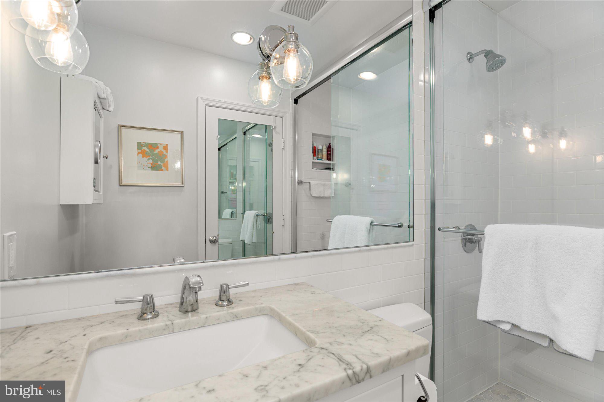 3285 Sutton Place Northwest, Unit B Washington, DC 20016 - Photo 22 of 31