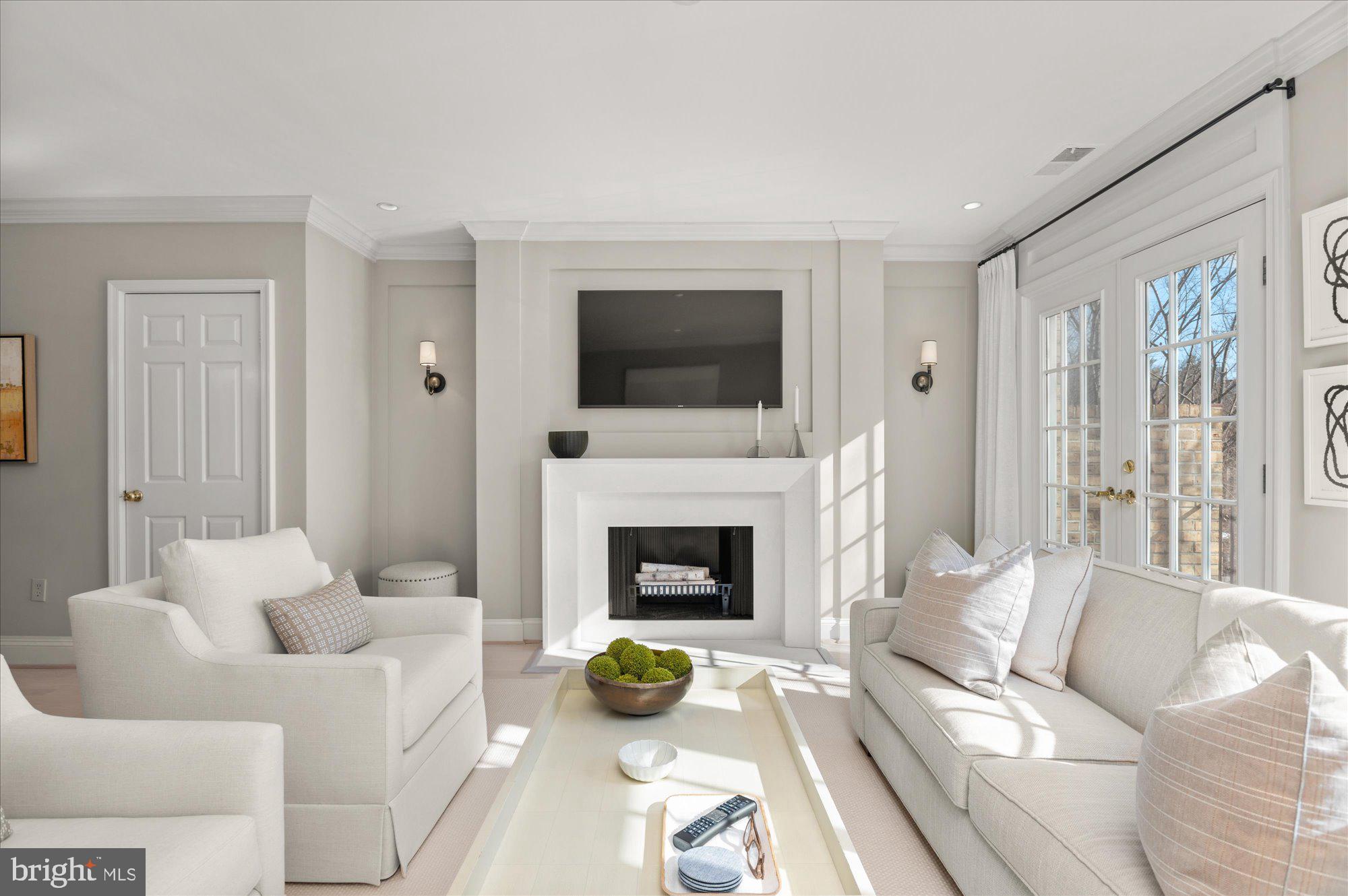 3285 Sutton Place Northwest, Unit B Washington, DC 20016 - Photo 9 of 31