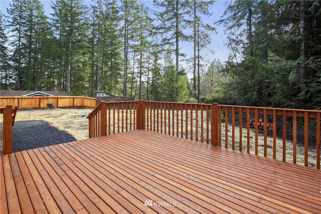 888 Southwest J H Road Port Orchard, WA 98367 - Photo 26 of 28 Gallery Image 26
