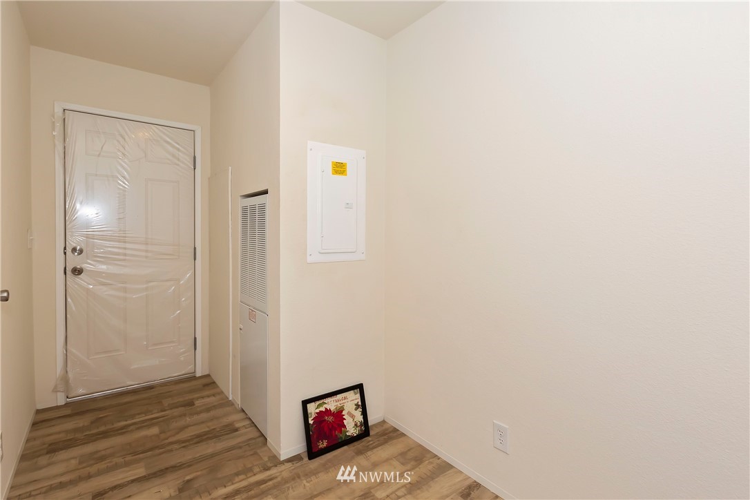 888 Southwest J H Road Port Orchard, WA 98367 - Photo 28 of 28 Gallery Image 28