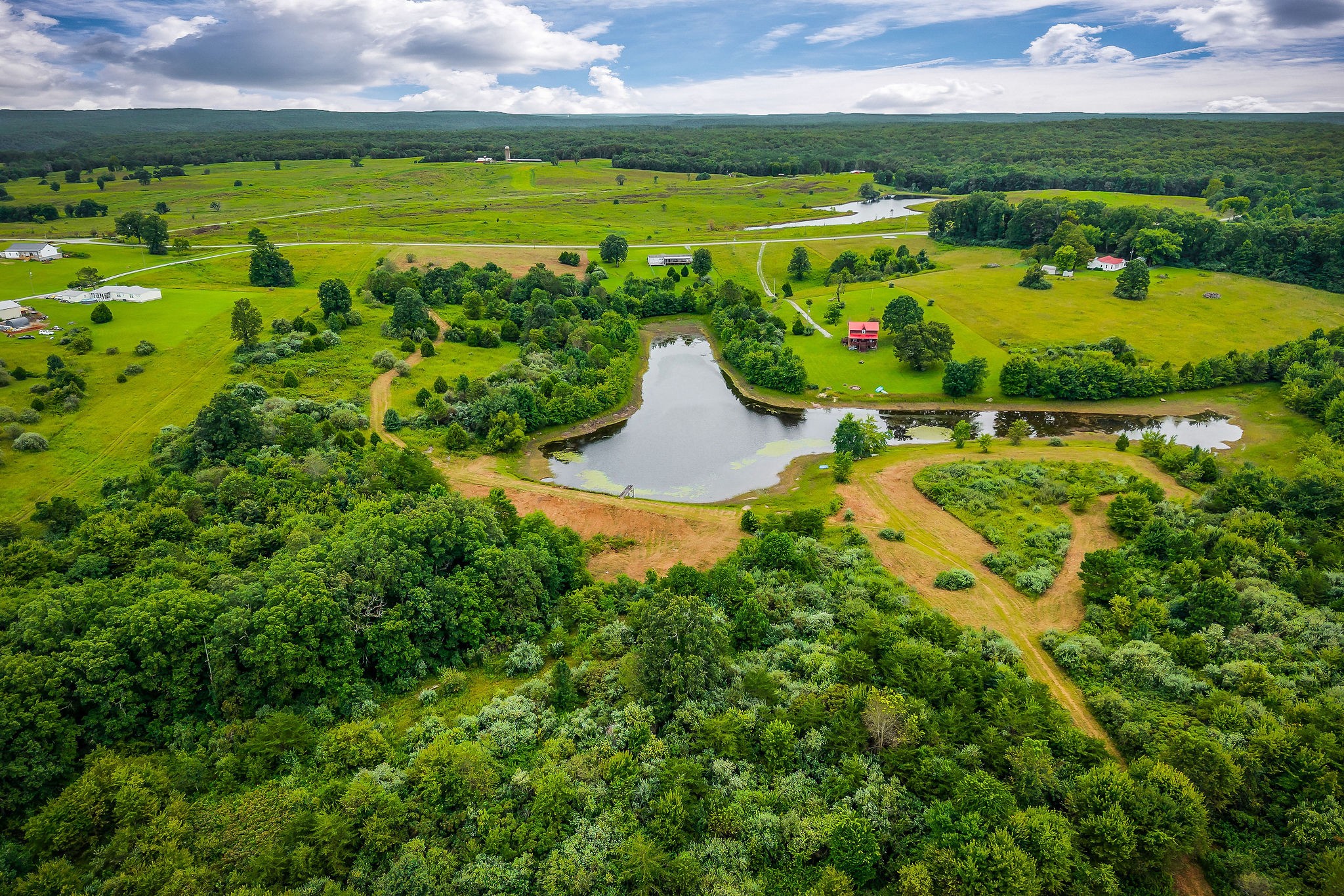 755 Music City Ranch Lane Sparta, TN 38583 - Photo 24 of 35 a view of a city with a lake