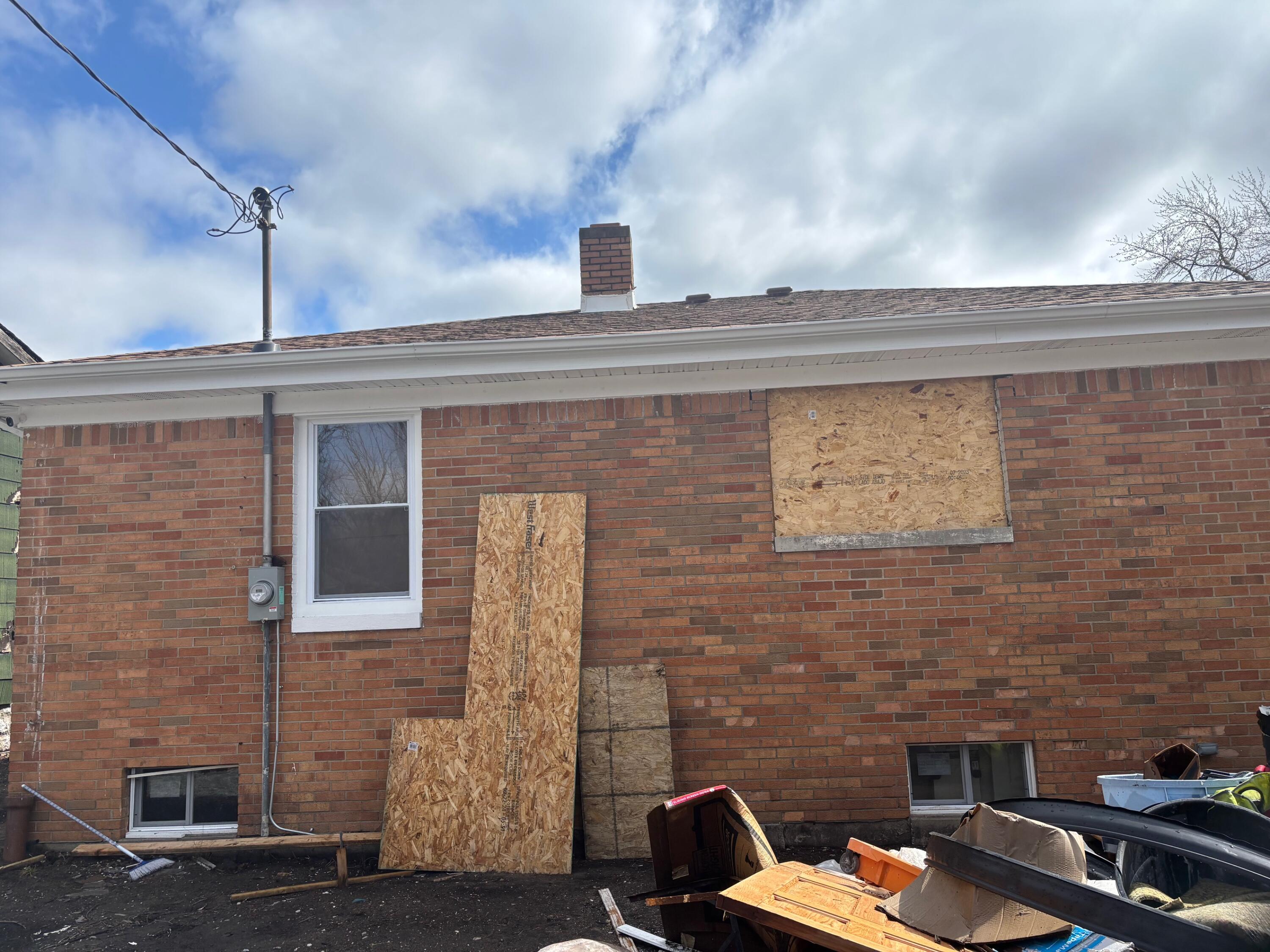 4172 Madison Street Gary, IN 46408 - Photo 3 of 10 3000x2250