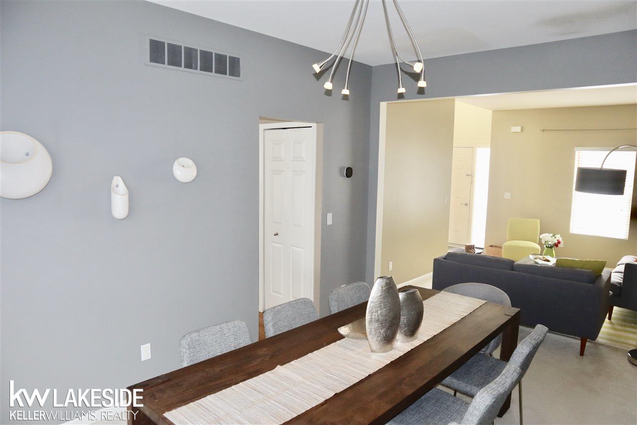 2092 Cattail Circle Rochester Hills, MI 48309 - Photo 10 of 48