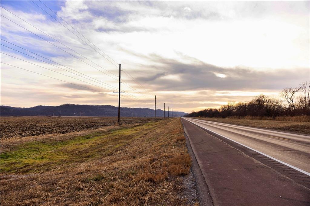 59 Southwest Highway Street St. Joseph, MO 64504 - Photo 2 of 15