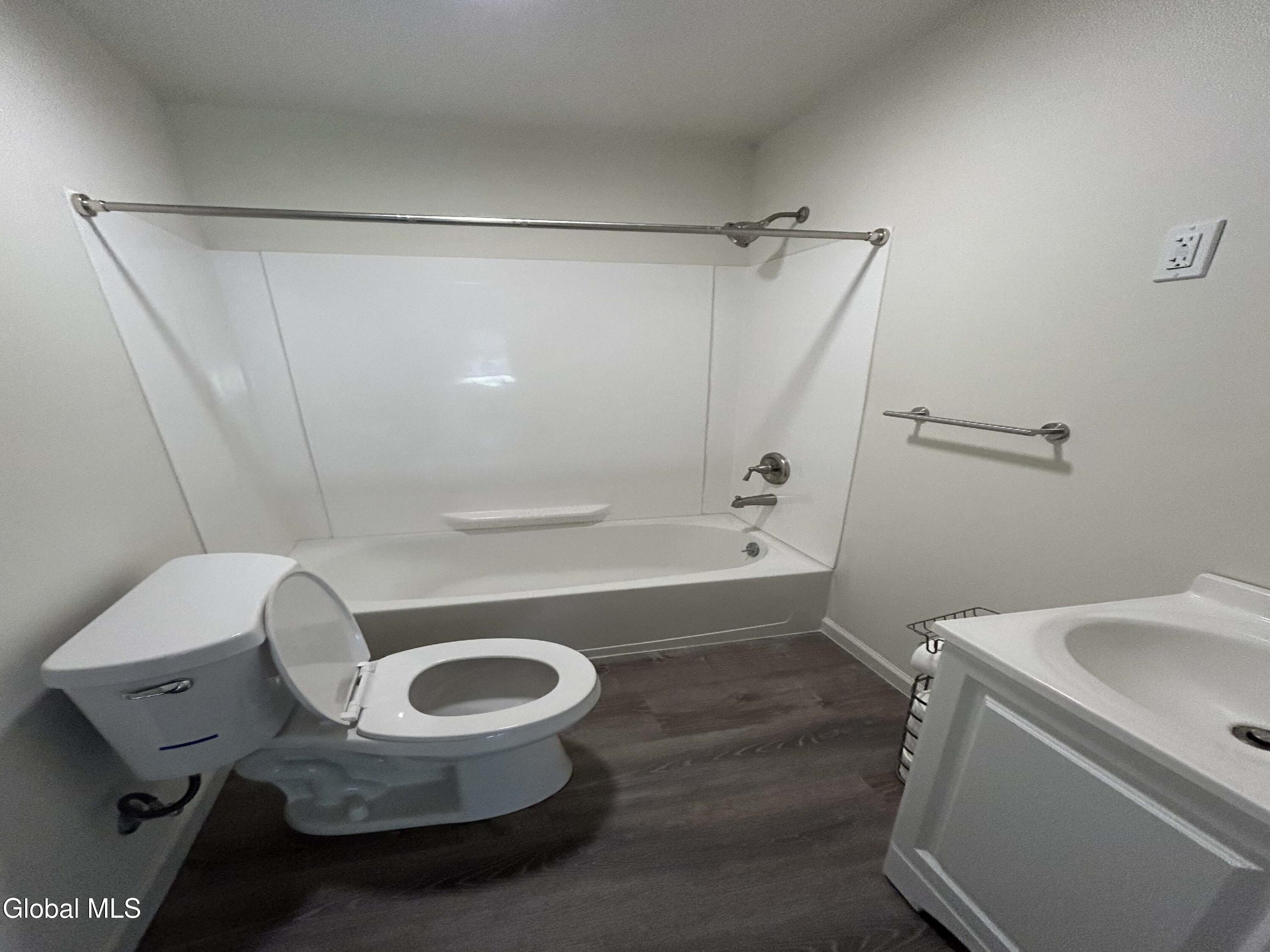 10 Grove Place Albany, NY 12203 - Photo 10 of 11 10