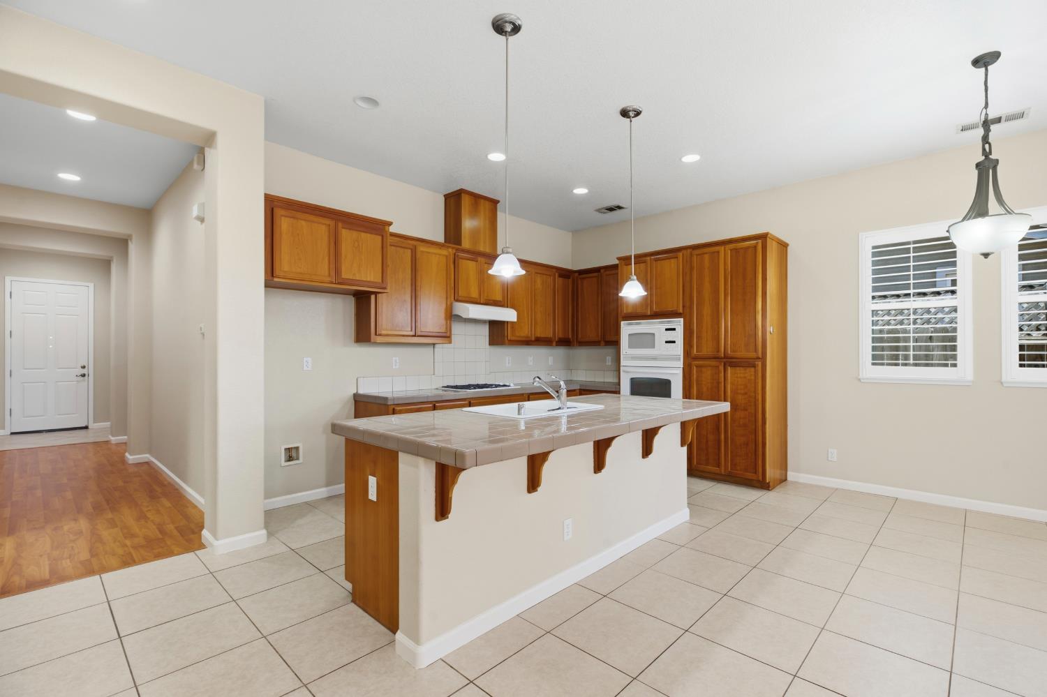 1701 Thomas Court Modesto, CA 95355 - Photo 7 of 25