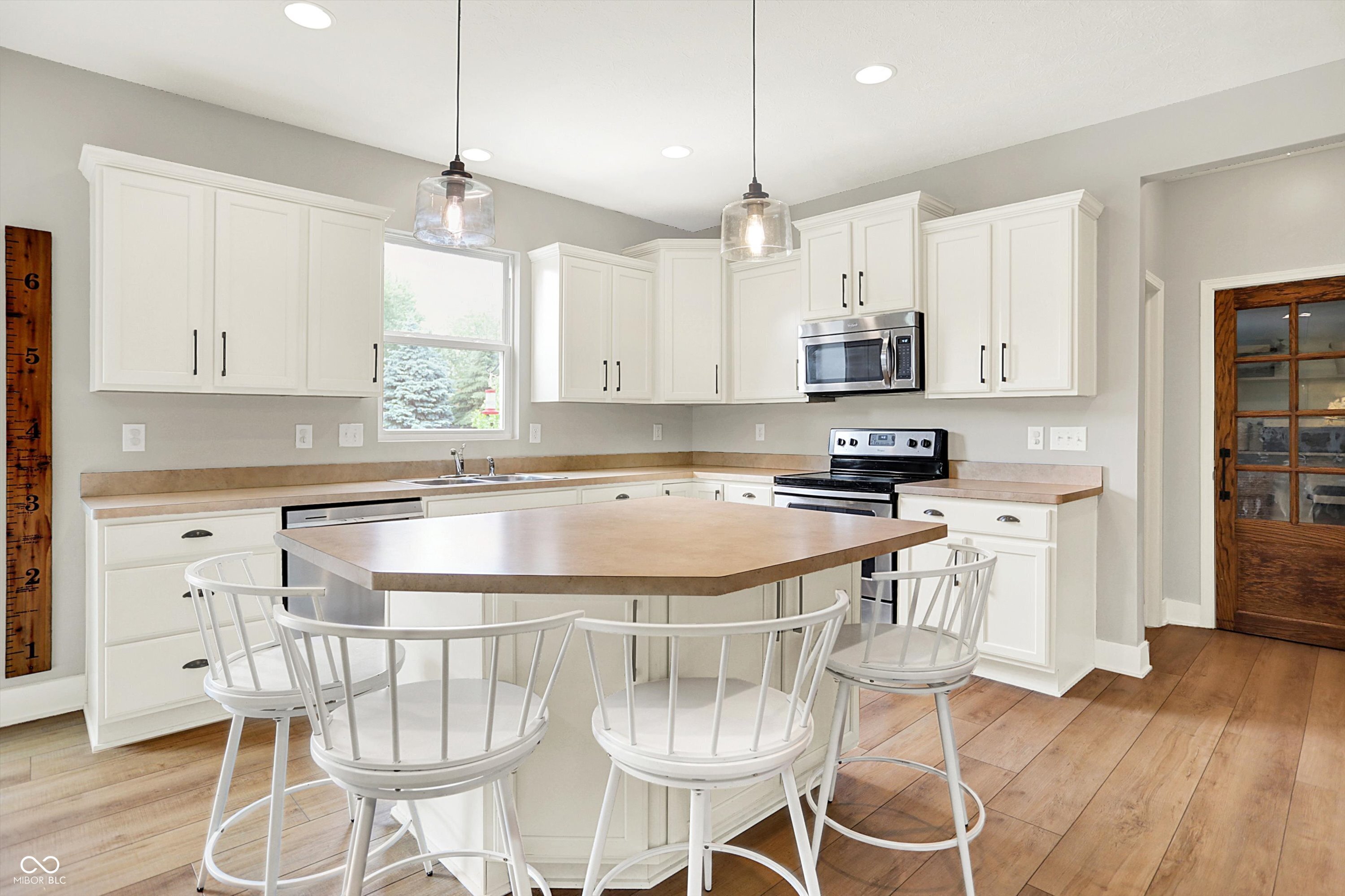 848 Silverheels Drive Westfield, IN 46074 - Photo 6 of 26