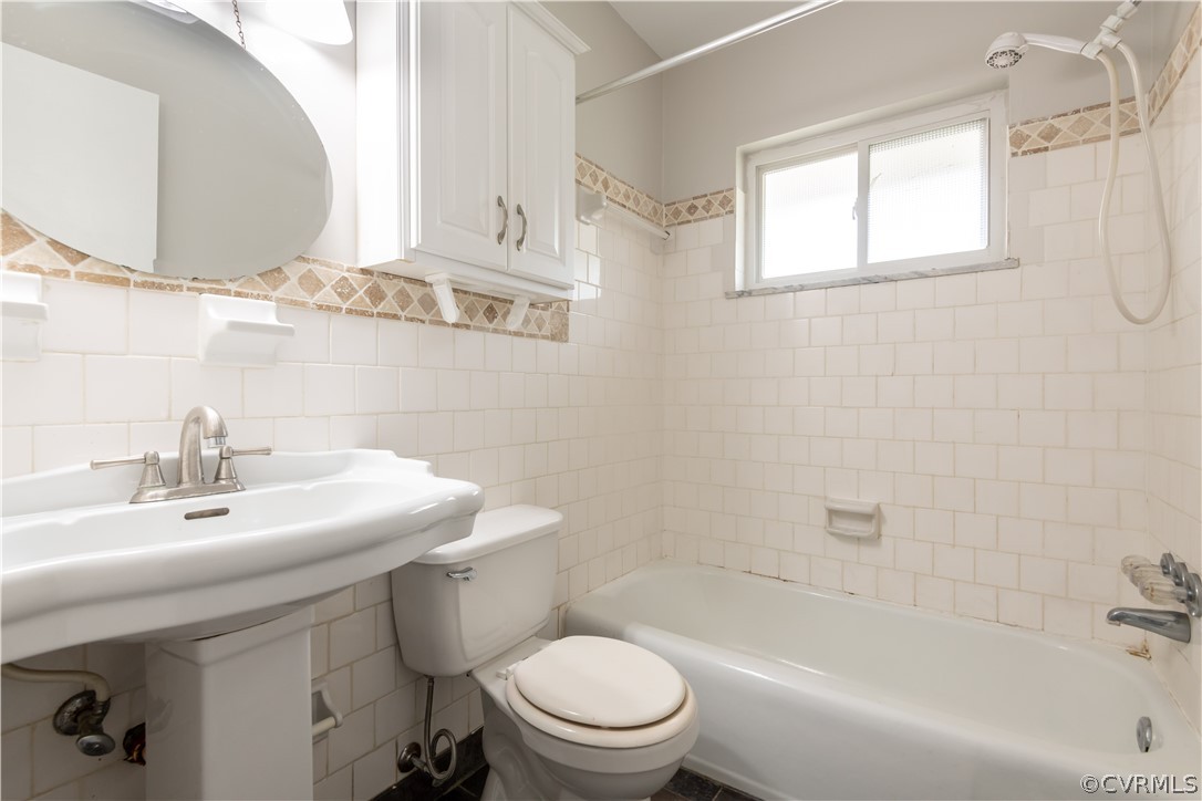 3109 North Parham Road, Unit 8 Richmond, VA 23294 - Photo 32 of 37