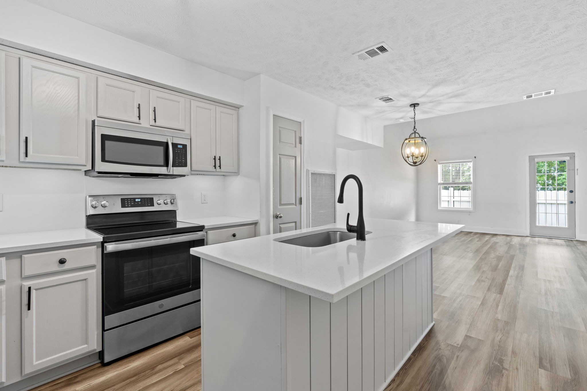 4844 Chelanie Circle Murfreesboro, TN 37129 - Photo 4 of 33