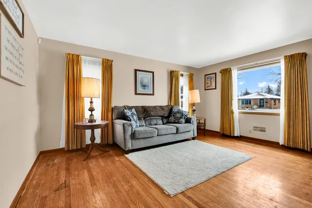 $228,000 | 4853 North 90th Street, Milwaukee, WI 53225