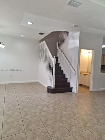 $3,700 | Vizcaya, Miramar, FL 33027