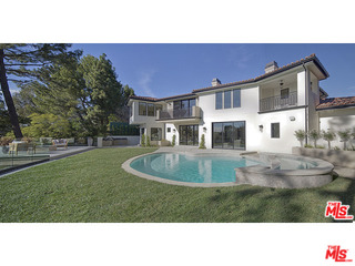 2167 Stradella Road Los Angeles, CA 90077 - Photo 3 of 30