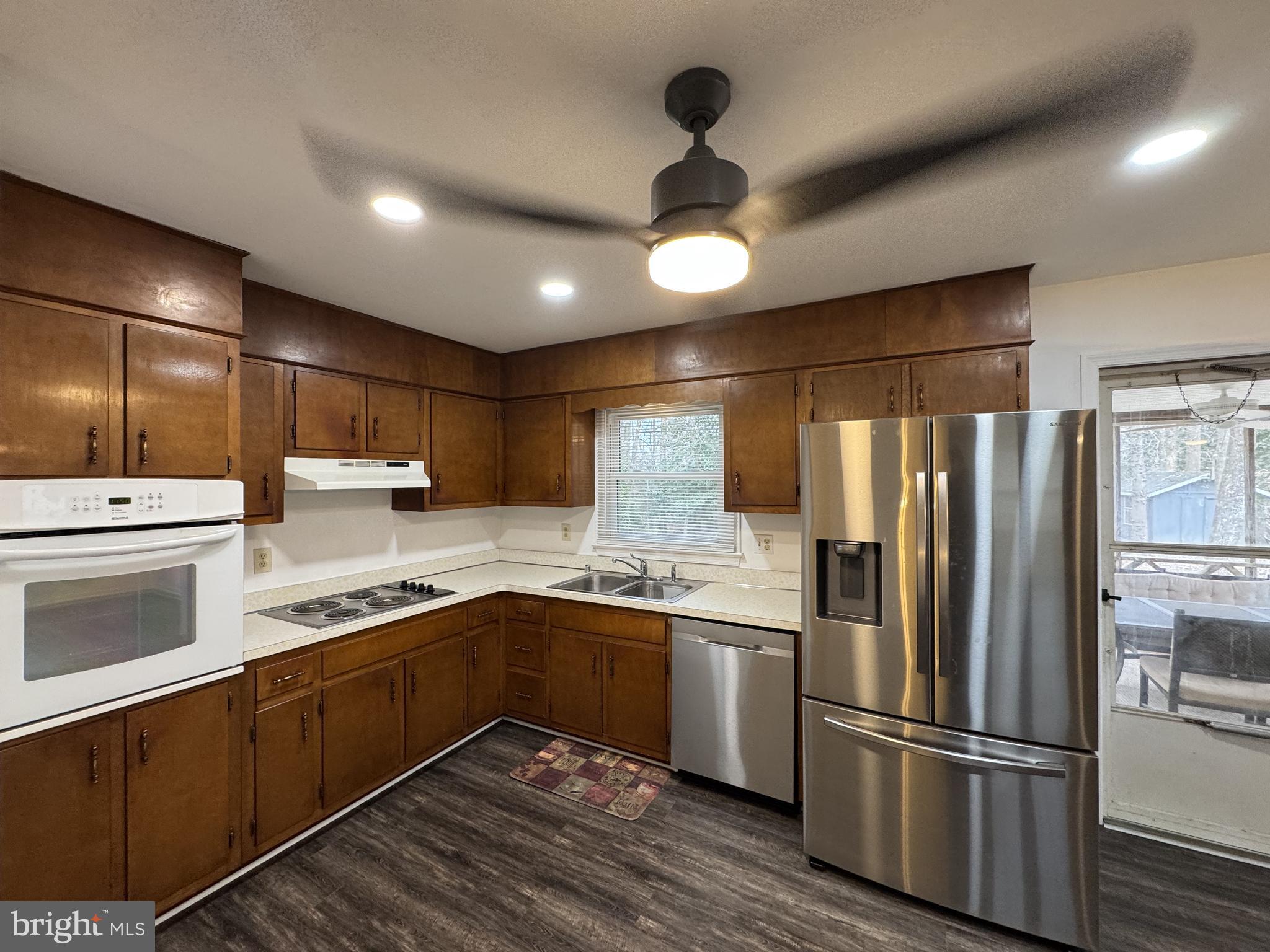 30170 Curtiss Road Mechanicsville, MD 20659 - Photo 14 of 35 Kitchen