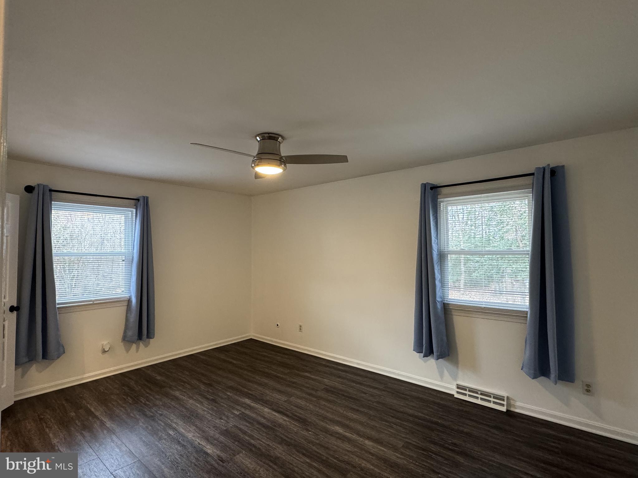 30170 Curtiss Road Mechanicsville, MD 20659 - Photo 20 of 35 Primary Bedroom