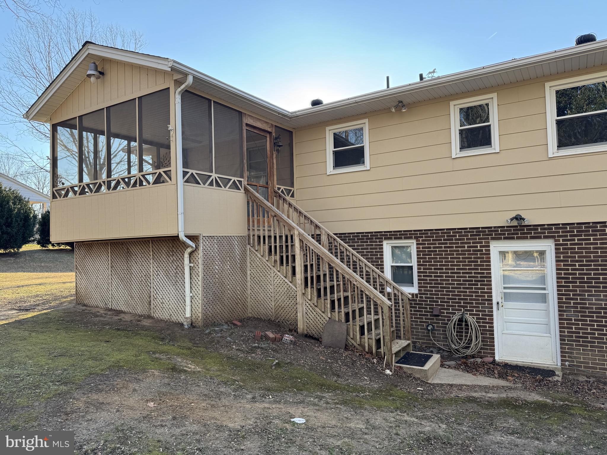 30170 Curtiss Road Mechanicsville, MD 20659 - Photo 29 of 35 Rear